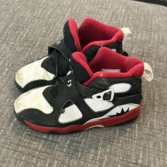 Jordan’s children’s size 12c - Picture 2 of 6